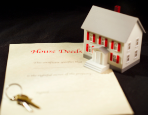 closing table house deed